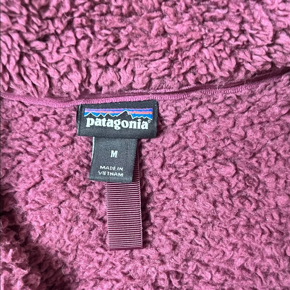 Patagonia Women's Rich Purple Fleece Pullover - Picture 2 of 12